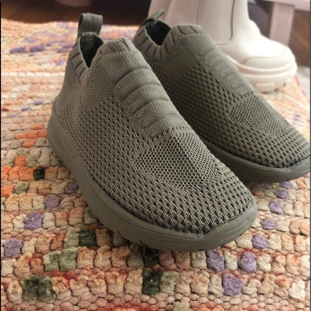 Toddler Zara sneakers